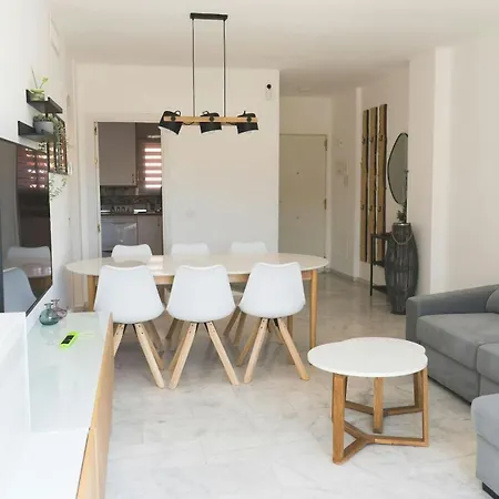 Ap. Reserva De 3 * Marbella