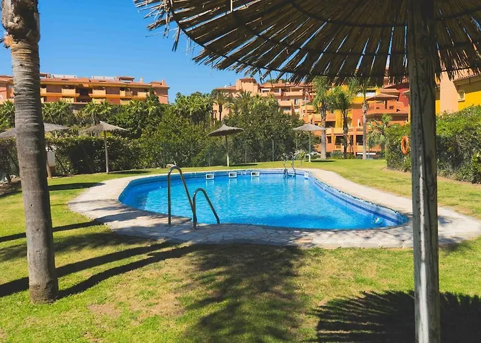 Ap. Reserva De 3 * Marbella